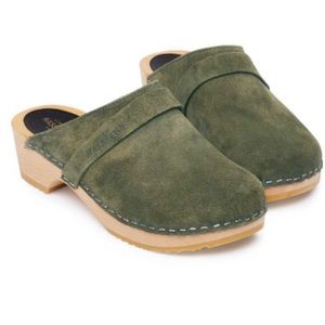Swedish Hasbeens Husband Clog Olive Suede
